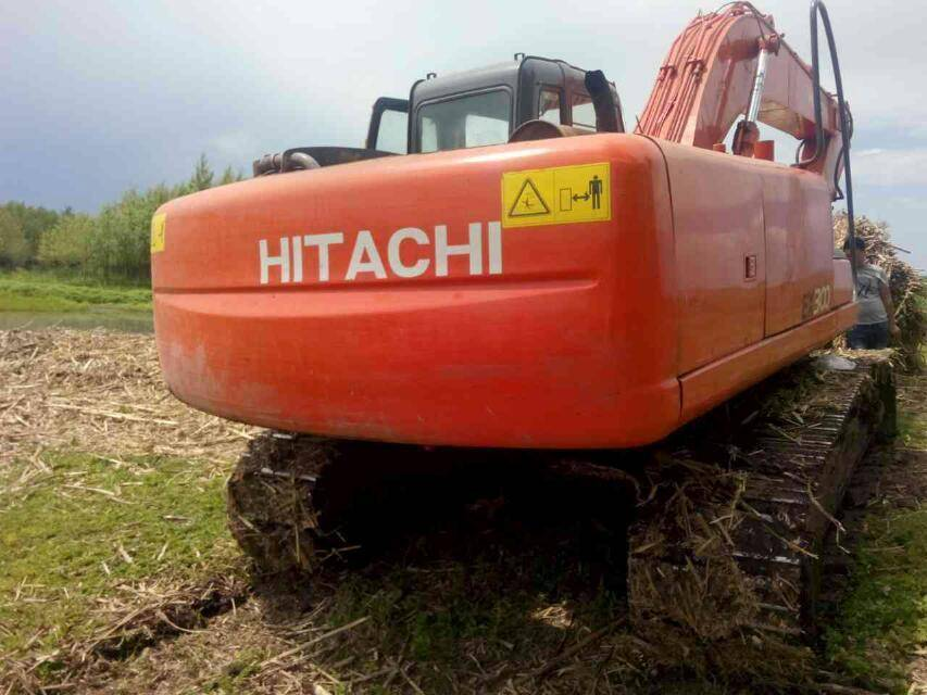 Quomodo egritudo Hitachi ZAXIS120 CAVATOR tardius ambulans?