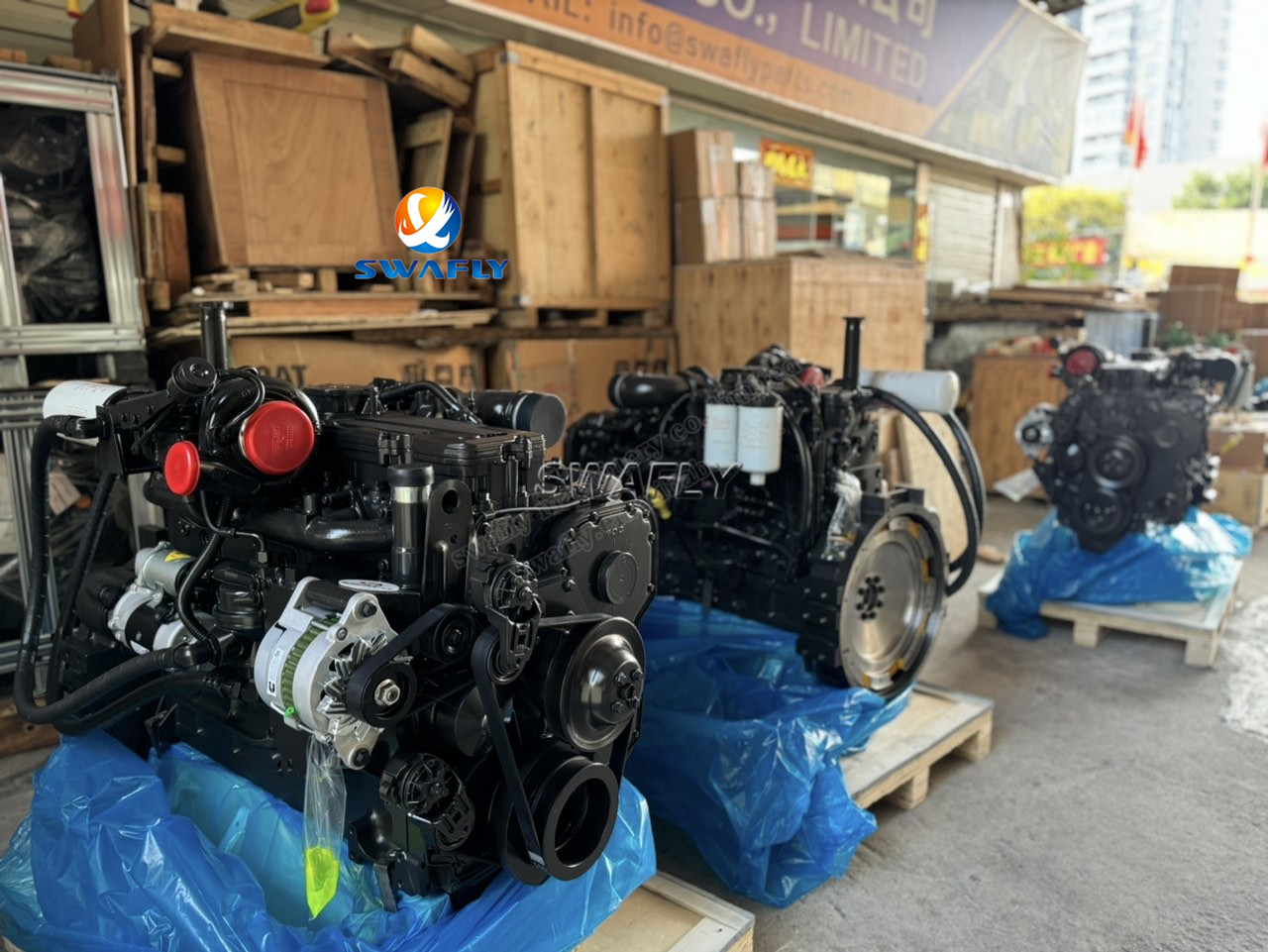 Prosperum Shipment ex tribus Cummins SAA6D114E-3 Engines pro Komatsu PC300-8 et PC300-8MO Excavators